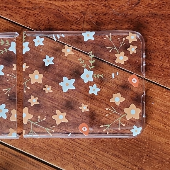 New! Sweet Floral Samsung Galazy Z Flip 4 Phone Case - Picture 6 of 8